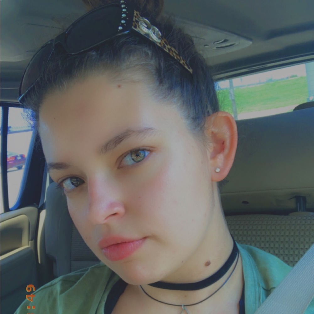 Meet your Posher, Shannon